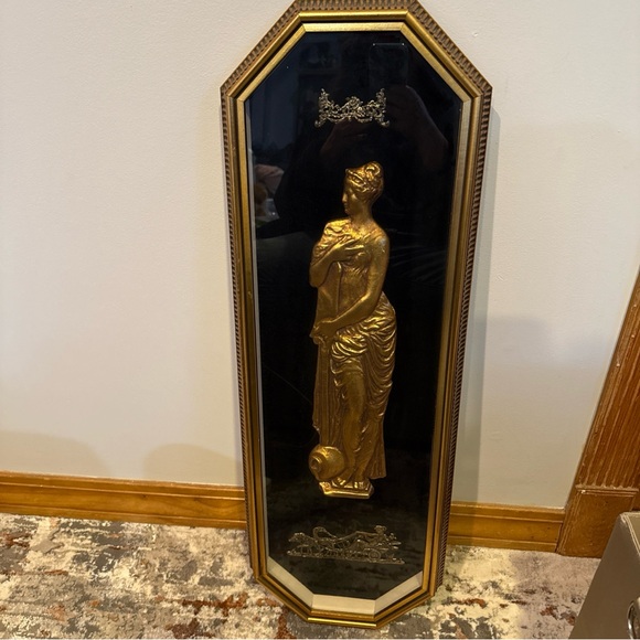 Vintage Gold and Black Wall Art Decor - Picture 3 of 4